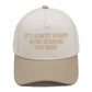 🧢 Color-block embroidered baseball cap—offers sun protection while making a bold style statement ☀️